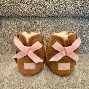 UGG Girls' Baby Bailey Bow Booties